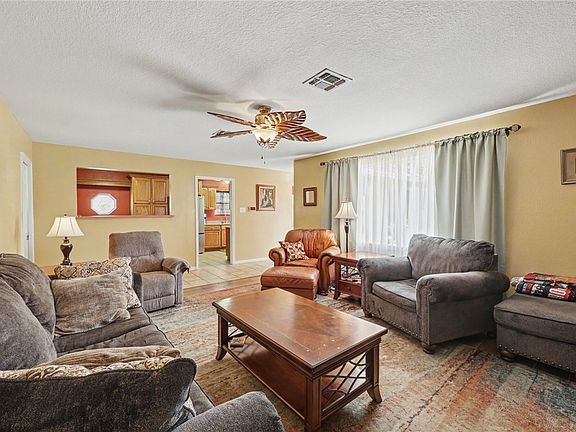 5th image of 1605 Roosevelt Blvd