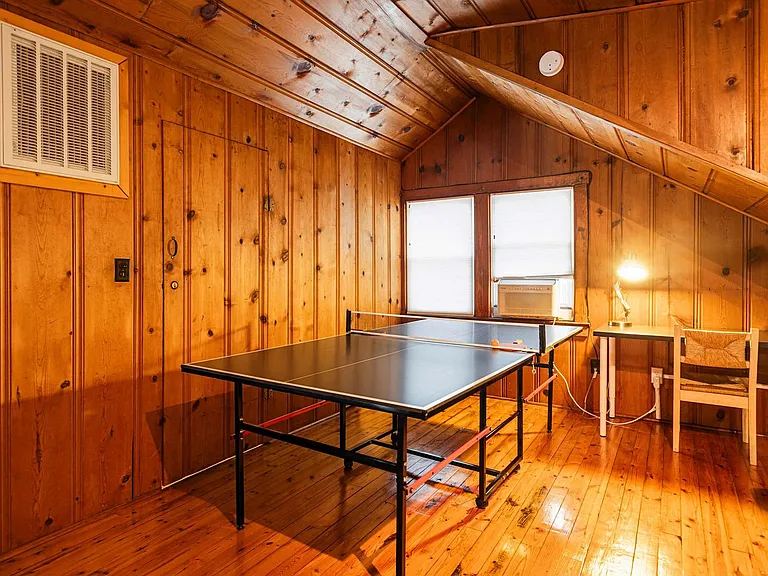 Building's Lounge