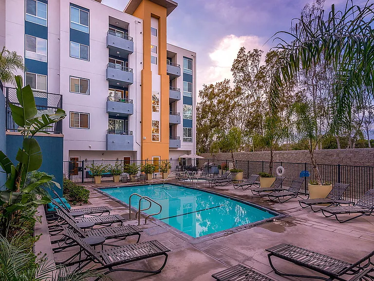 Ashton Sherman Village — Photo 34