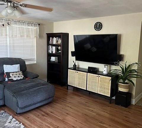 4th image of 1412 Satsuma St