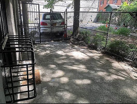 3rd image of 324 1/2 E 8th St #1B