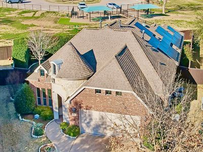 8437 La Fontaine Dr, North Richland Hills, TX, 76182