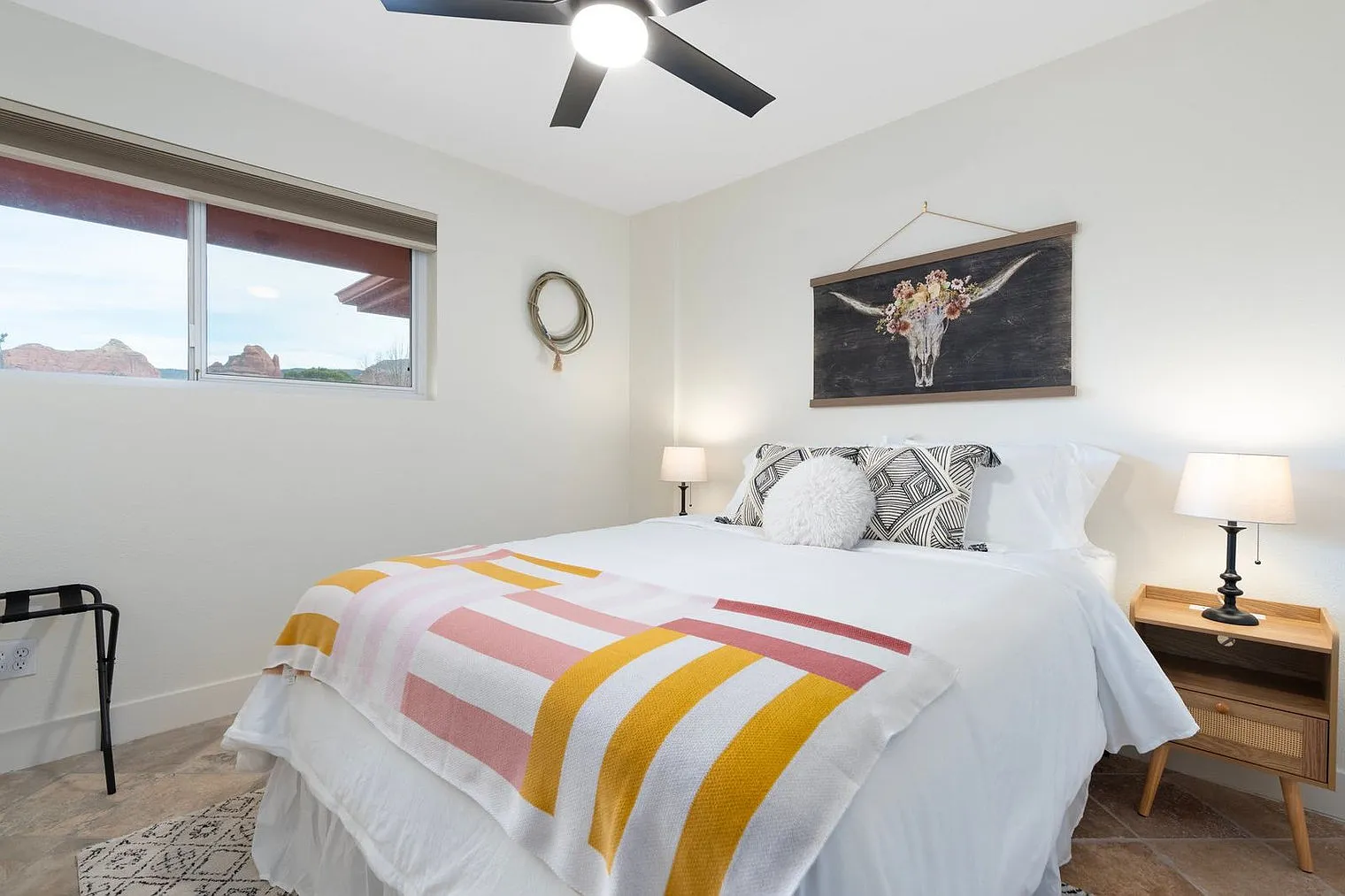 3 bed, 2.0 bath, 1399 sqft, $8,869 — Photo 4