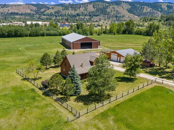 561 Camas Creek Loop, Hamilton, MT 59840