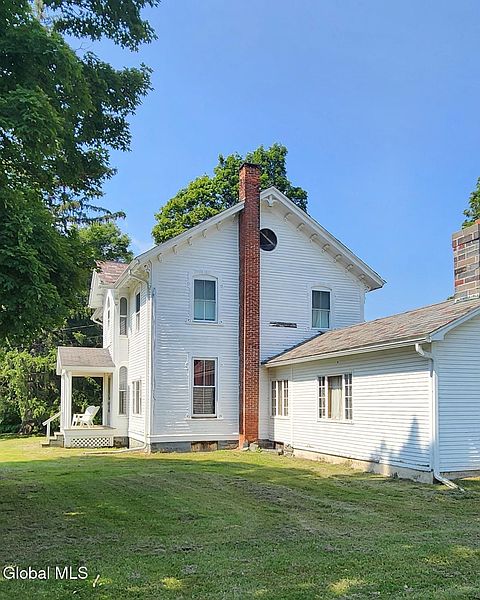 3rd image of 1352 County Route 24