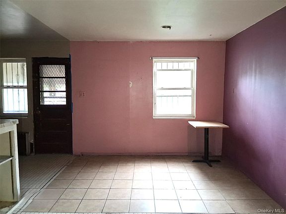 4th image of 1386 Remsen Avenue