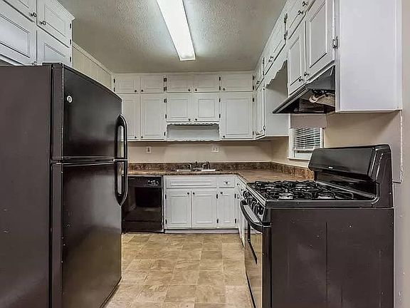 4th image of 643 Elberta Dr