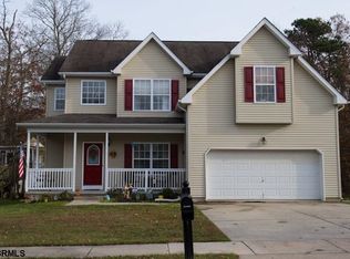 102 Suffolk Rd, Egg Harbor Township, NJ 08234