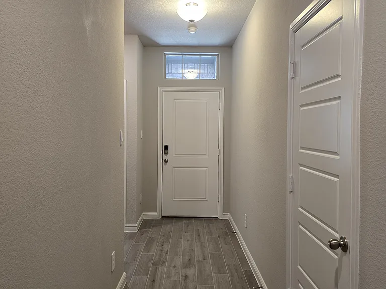 7709 Tuscarora Dr — Photo 14