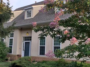 119 Old House Ct, Pikesville, MD 21208