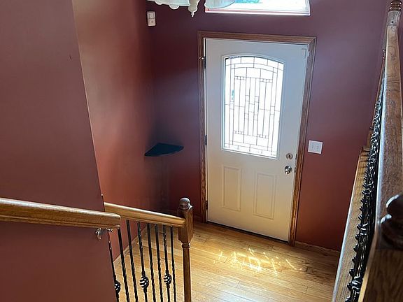3rd image of 4221 Clayton Ct