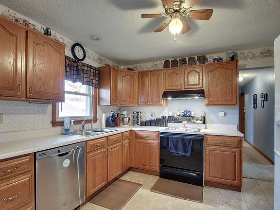 5th image of 714 E Brennan Dr