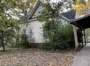 1400 Grand Ave, Parsons, KS 67357