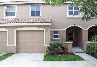 1st image of 16821 SW 1st Mnr
