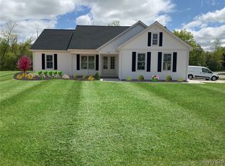 4806 W Eddy Dr, Lewiston, NY 14092