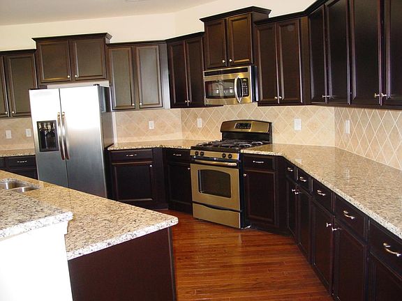 2nd image of 1805 Deer Meadows Dr