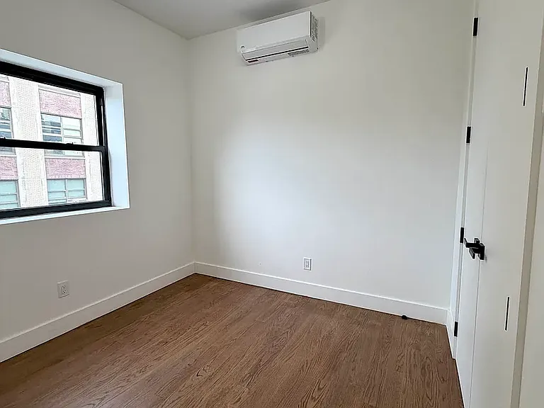 89 Veronica Pl #3D — Photo 16