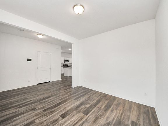 4th image of 2056 Spindle Tree Ln