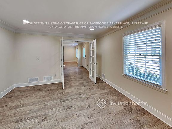 4th image of 3820 Cline Dr SE