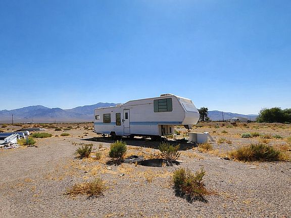 4th image of 2962 N Quail Dr