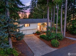 2191 Lakemoor Drive SW, Olympia, WA 98512