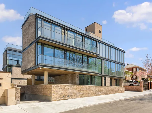 18-11 21st Drive image 6 of 7