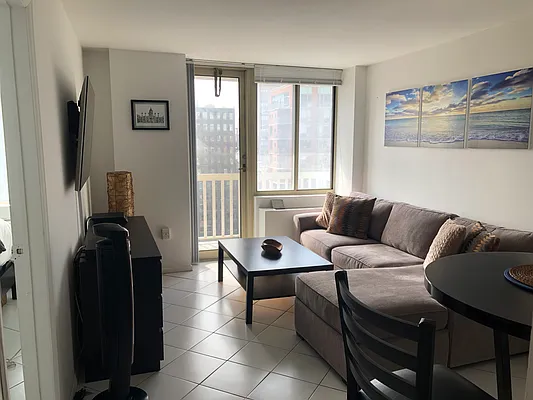 Rented by Metropolitan Property Group | media 2