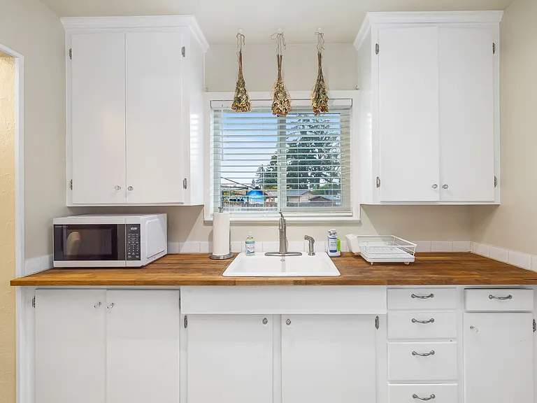 10403 Dekoven Dr SW — Photo 10
