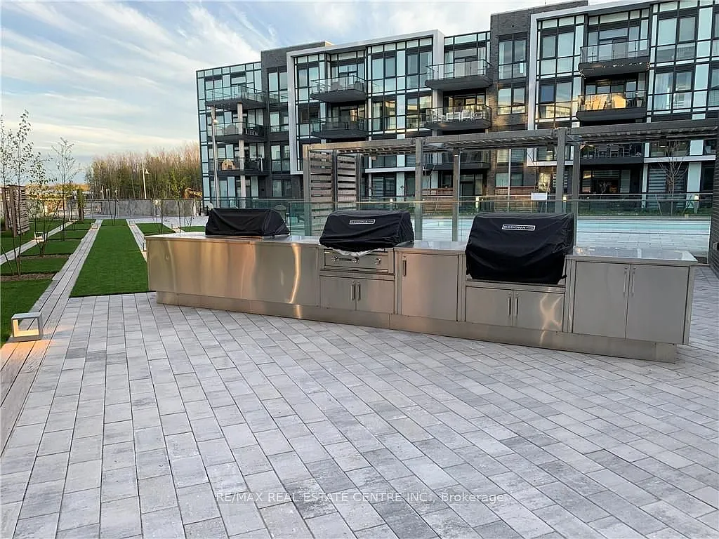 2 bed, $2,700 — Photo 3