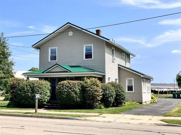 4103 Avonia Rd, Fairview, PA 16415