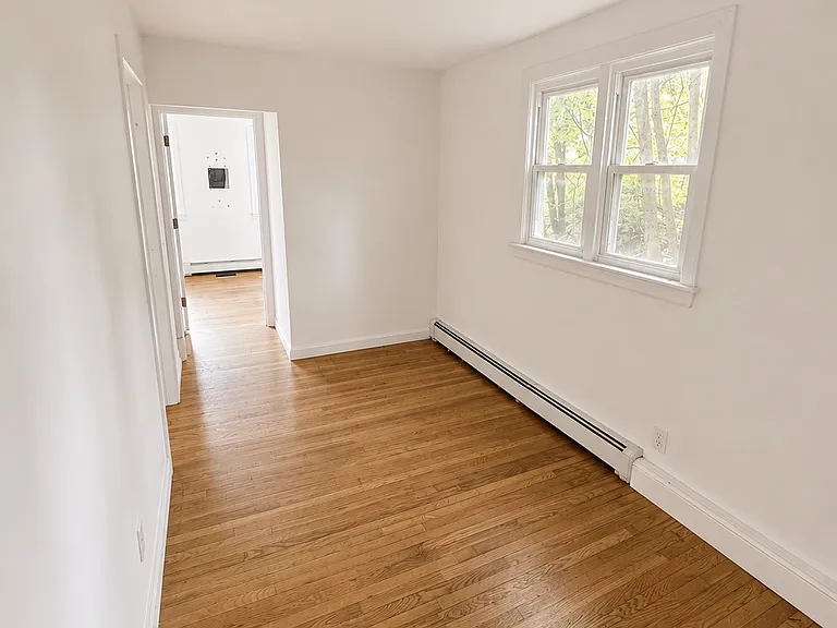 513 Stetson St #2 — Photo 3