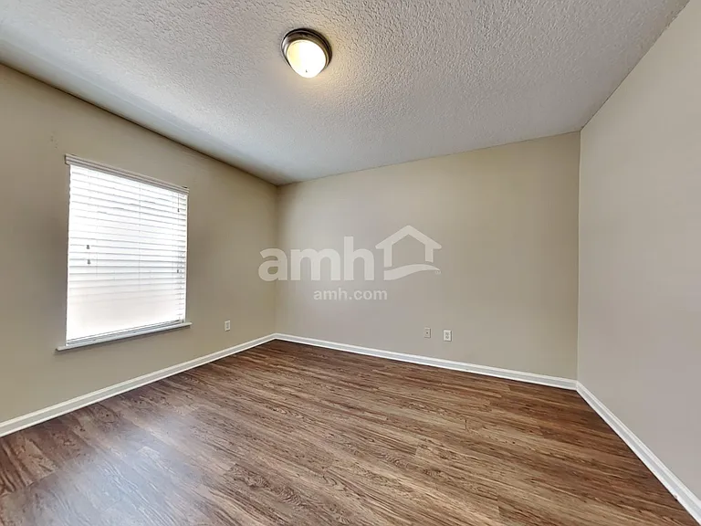 1438 Blues Creek Dr — Photo 6