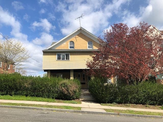 2nd image of 84 Chatterton Ave