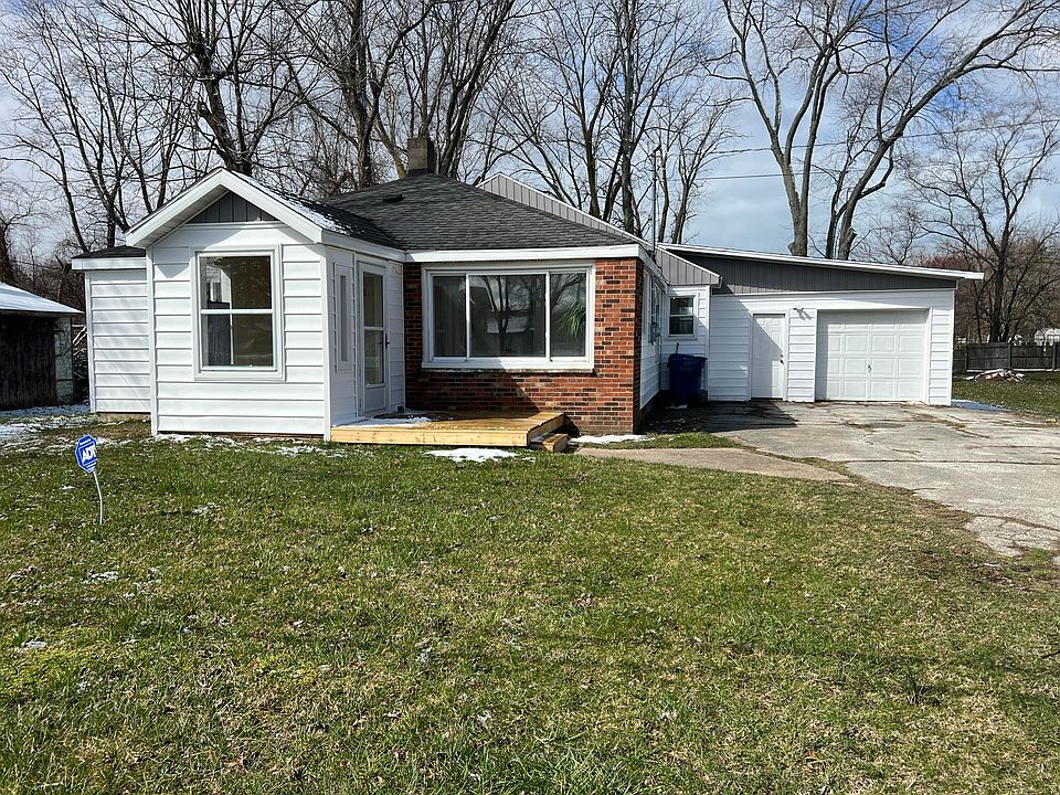 1st image of 966 S Crystal Ave