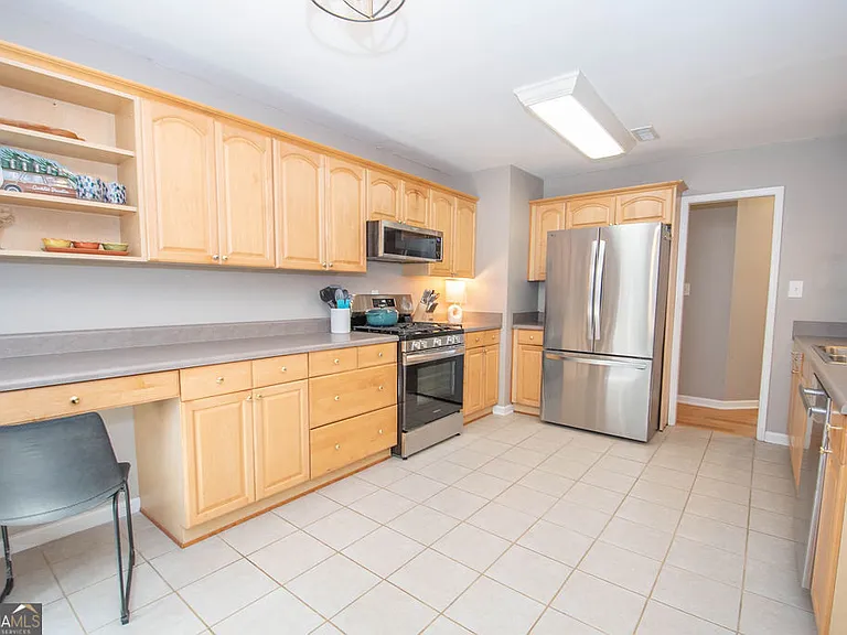 103 Burnham Rise #FURNISHED — Photo 15