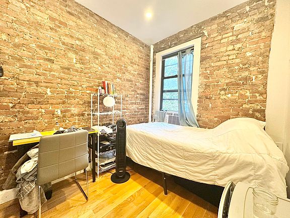 3rd image of 443 E 88th St #27