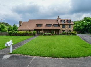 1920 27th St, Nederland, TX 77627