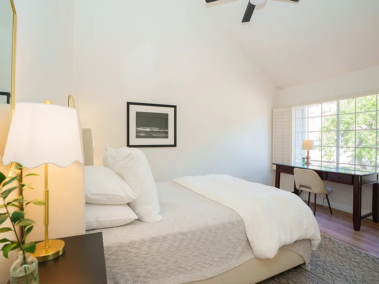3766 Balboa Ter #F — Photo 17