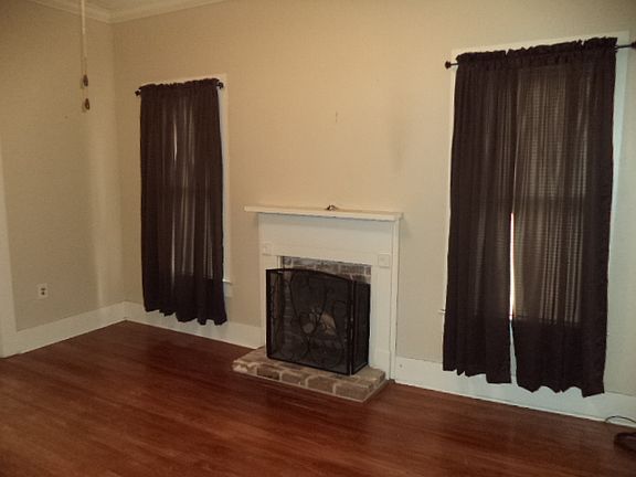2nd image of 608 South Natchez