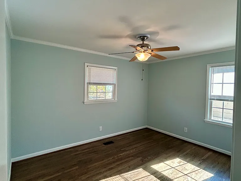5305 Tabor Ct — Photo 14