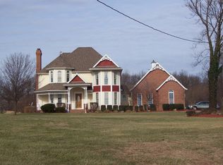 20408 E 75th Ave, Flat Rock, IL 62427