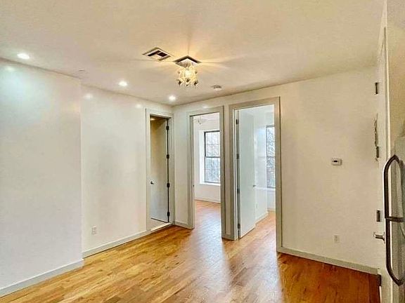2nd image of 424 Classon Ave #2C