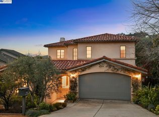 1033 Alvarado Rd, Berkeley, CA 94705