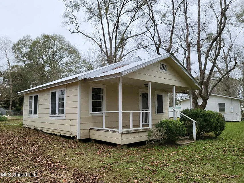 105 Florida Ave