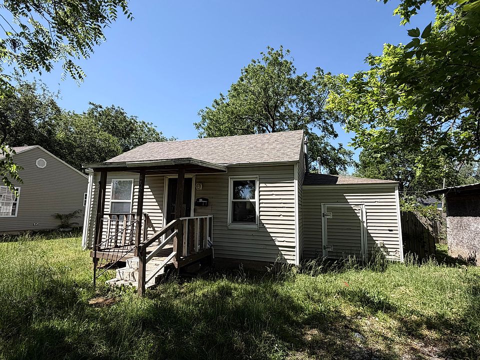 2nd image of 1711 W Thoman Street