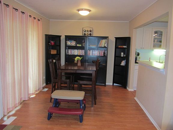 5th image of 277 Stonehill Ln Unit B1