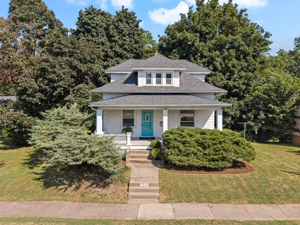 2706 Oak St, Bettendorf, IA 52722