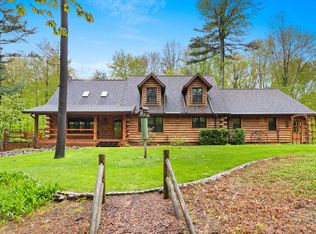 3068 Hidden Forest Ct, Green Bay, WI 54313