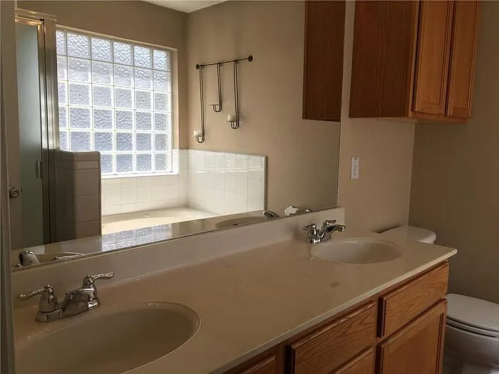 1010 Gulf Way — Photo 12