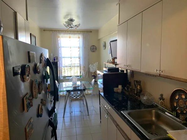 3101 Ocean Parkway image 14 of 16